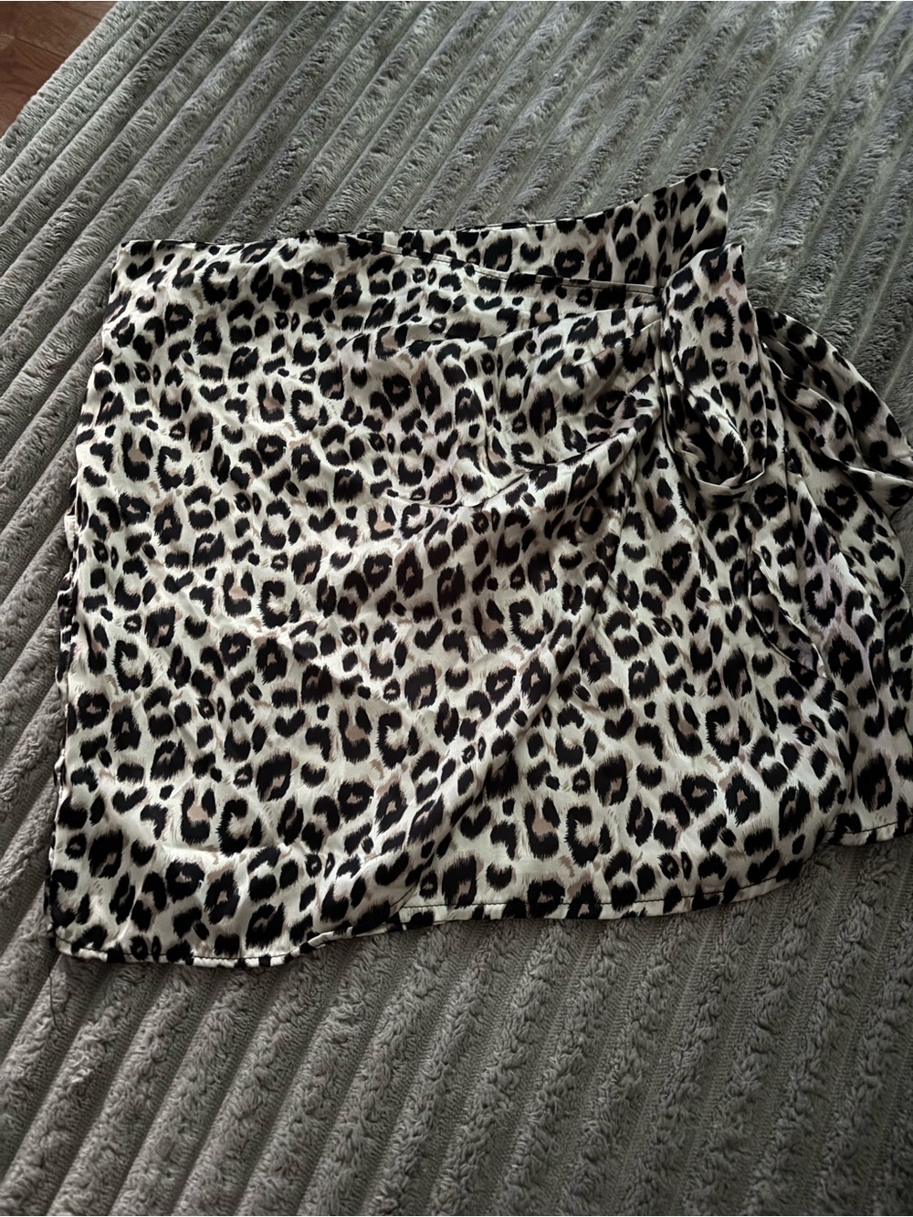 SHEIN Leopard Print Mini Wrap Skirt - Black & Cream